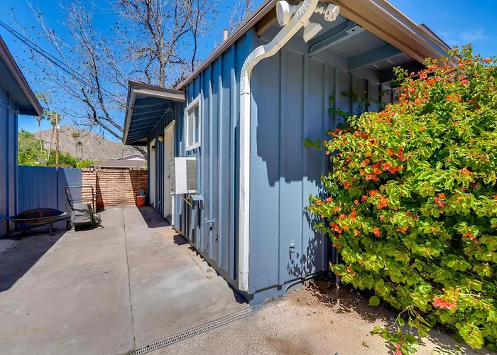 Apartment Golf, Swim & Grill Out: Gem 10 Mi To Dtwn *